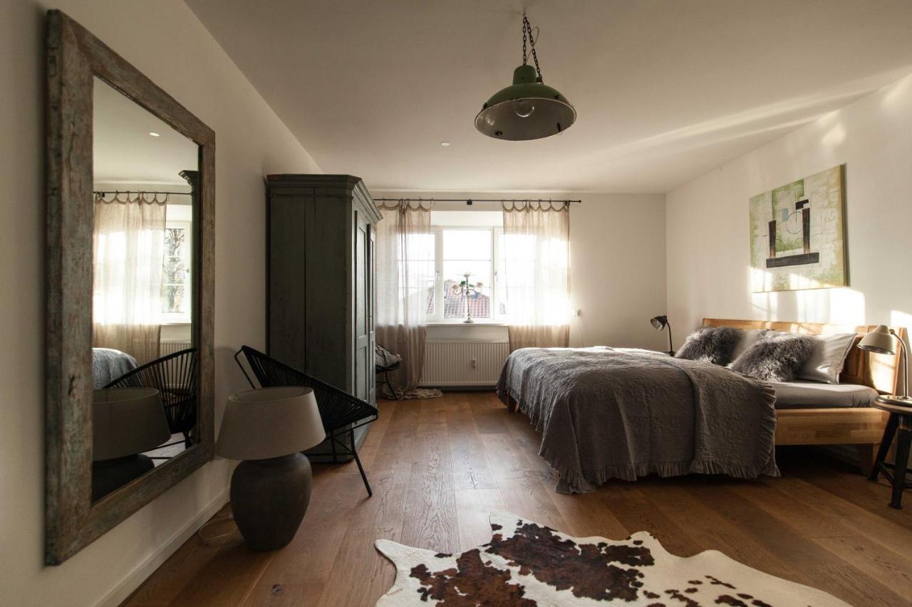 Modern-Bayrisches Apartment Mit Seeblick Тегернзее Экстерьер фото